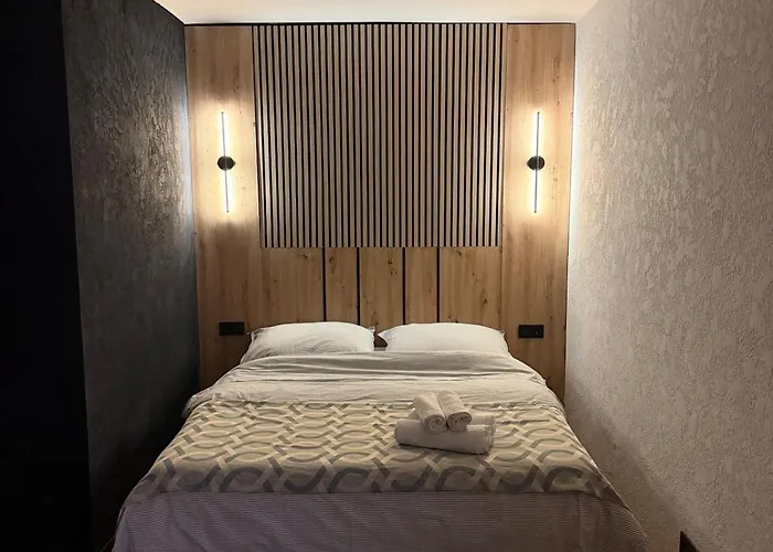 New Next To Messe Lejlighed